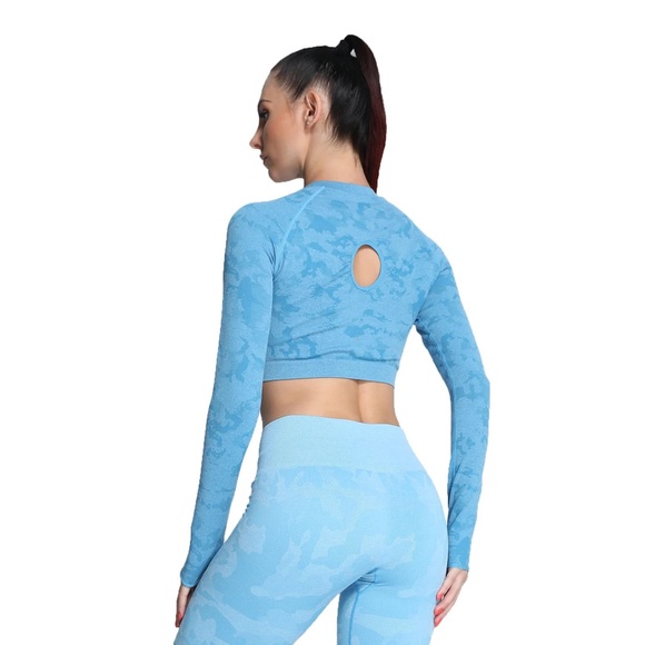 Gymshark Adapt Camo Seamless Long Sleeve Crop Top - Blue - Picture 2 of 4